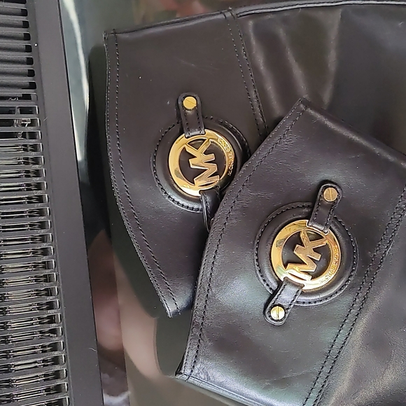 Boot - Picture 4 of 6